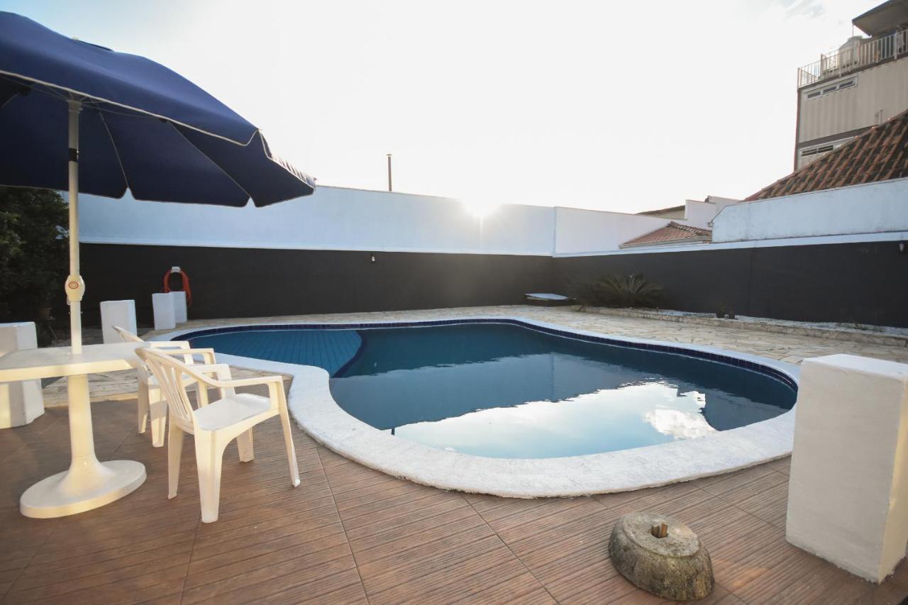فيلا كوريتيبافي Casa Linda - Piscina - Jardim Botanico المظهر الخارجي الصورة