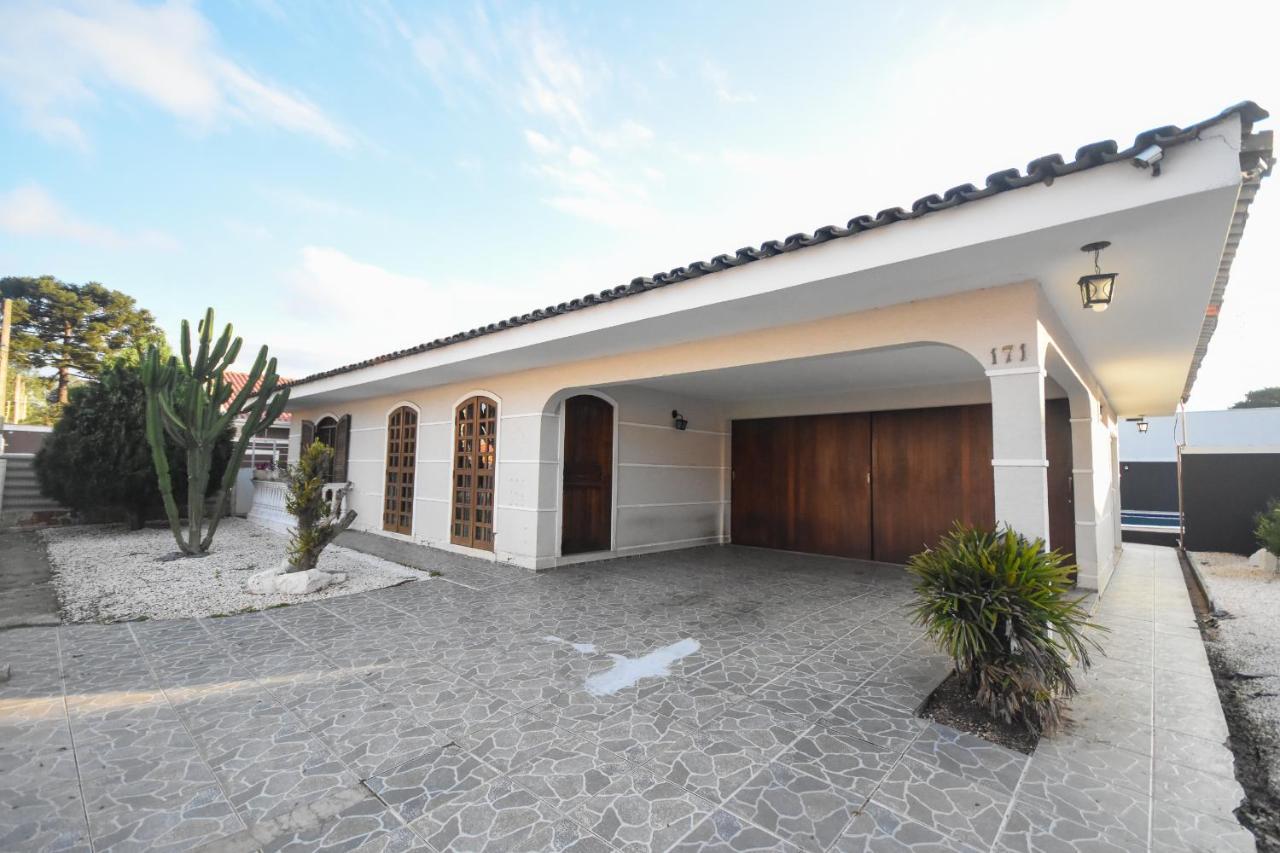 فيلا كوريتيبافي Casa Linda - Piscina - Jardim Botanico المظهر الخارجي الصورة