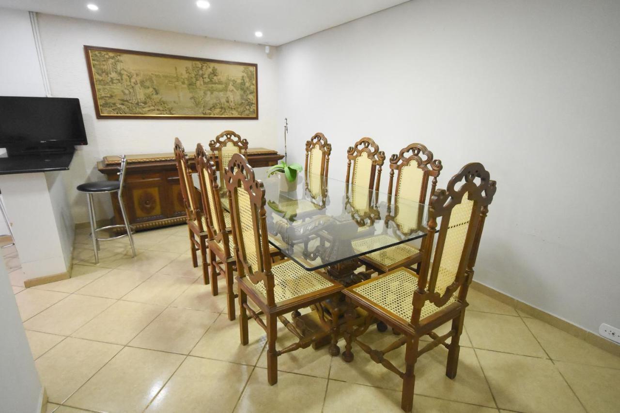 فيلا كوريتيبافي Casa Linda - Piscina - Jardim Botanico المظهر الخارجي الصورة