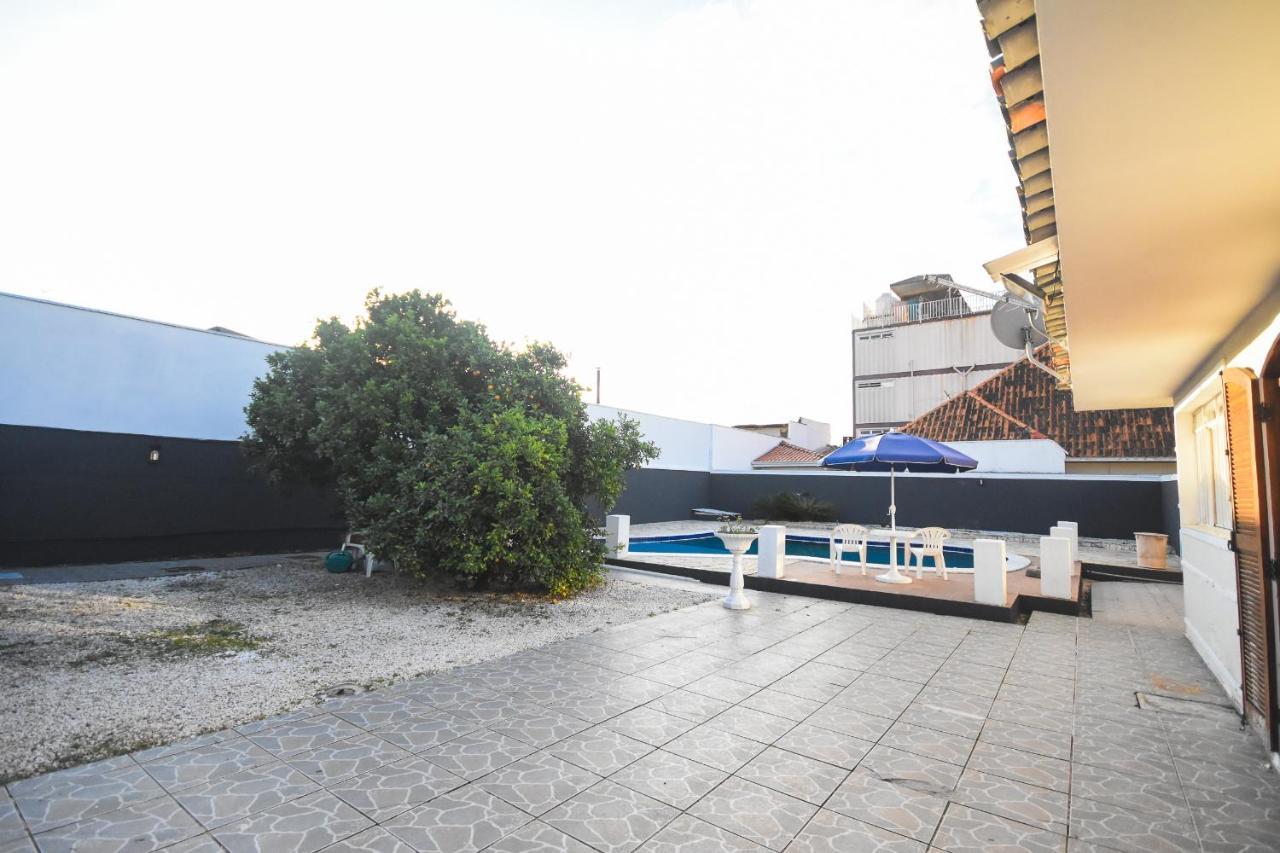 فيلا كوريتيبافي Casa Linda - Piscina - Jardim Botanico المظهر الخارجي الصورة